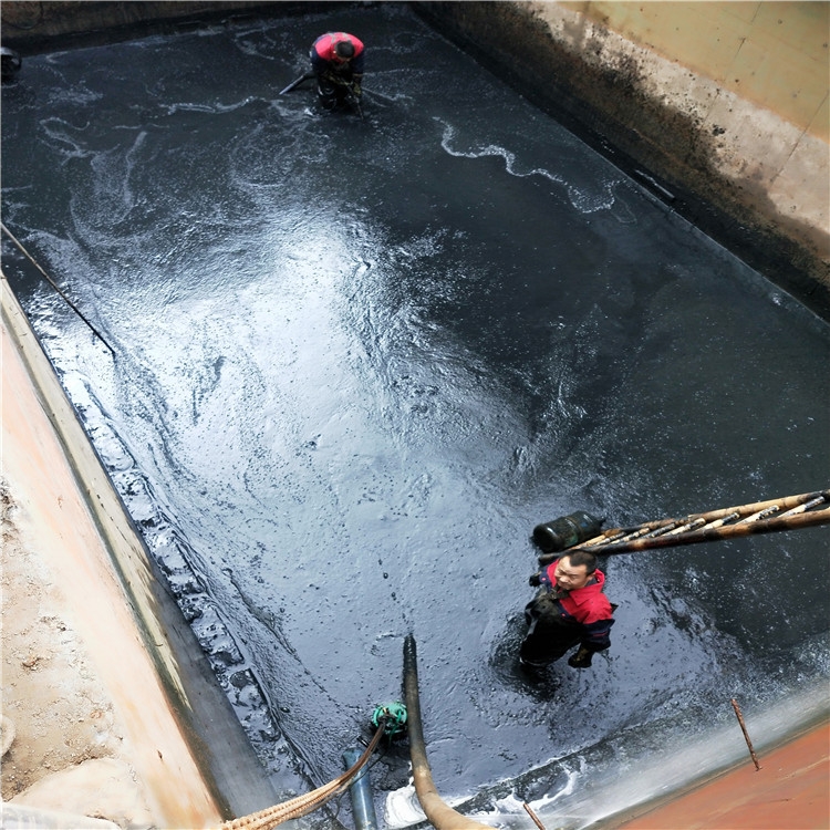 怀仁废水池清理